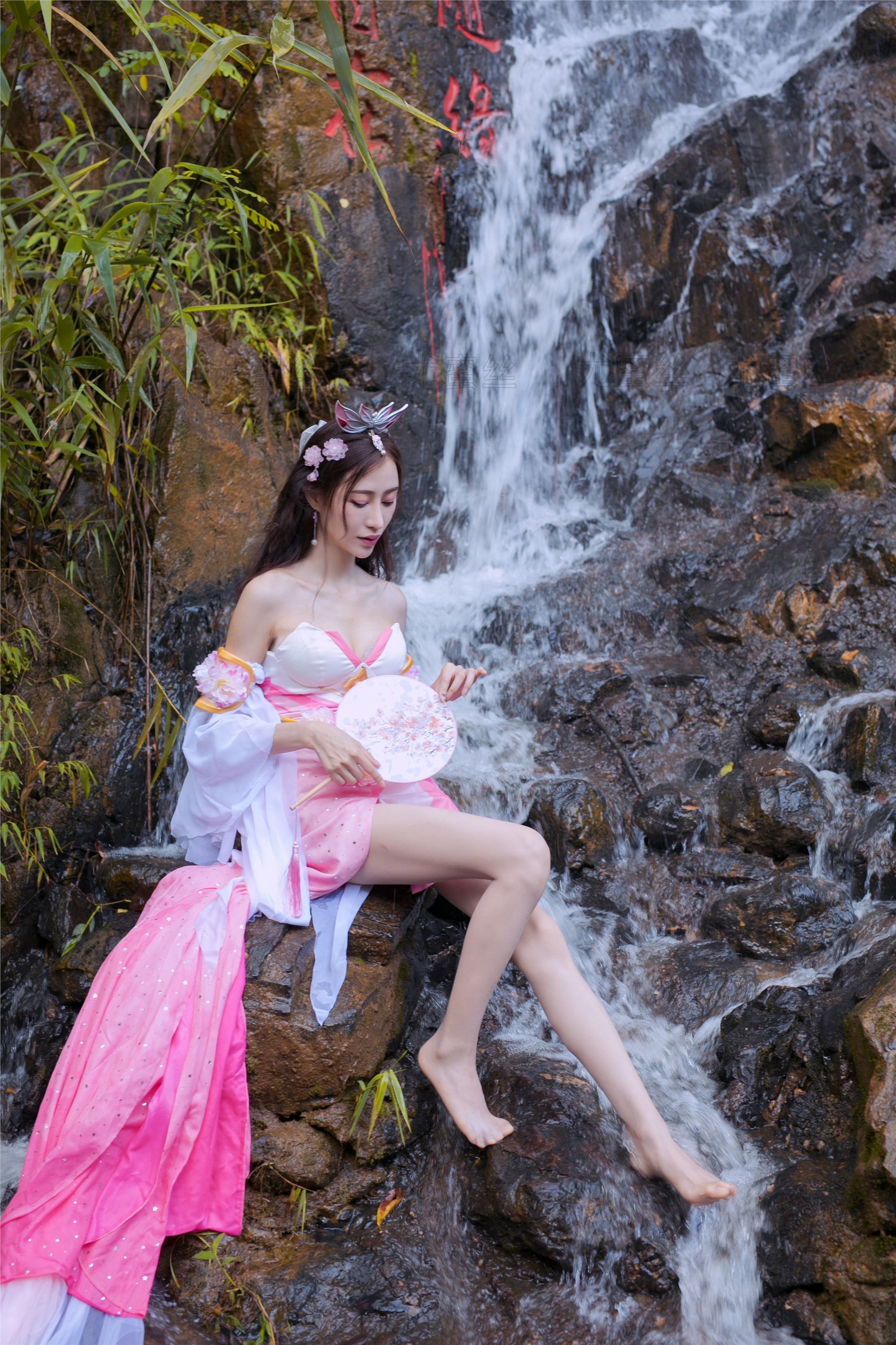 尤蜜丝 穿搭写真 NO.031